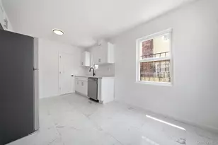 130-31 218th St, Springfield Gardens, NY 11413 - Photo 5