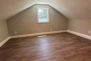 29 Laurel St, Holbrook, NY 11741 - Photo 9