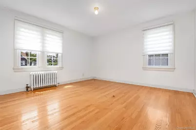 24829 Cambria Avenue, Little Neck, NY 11362 - Photo 11
