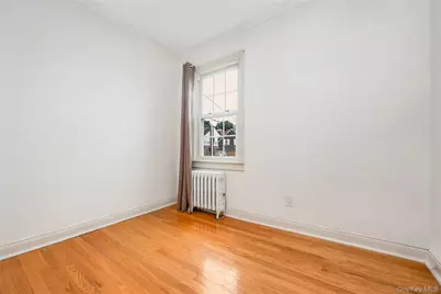 24829 Cambria Avenue, Little Neck, NY 11362 - Photo 13