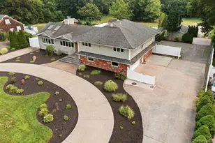 60 Hawthorne St, Selden, NY 11784 - Photo 37