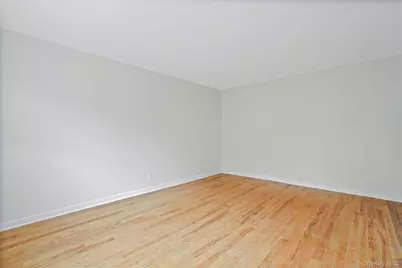 7 Winchester Avenue #2A, Yonkers, NY 10710 - Photo 9