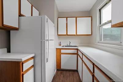 7 Winchester Avenue #2A, Yonkers, NY 10710 - Photo 11