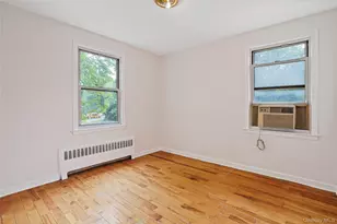 7 Winchester Ave, Yonkers, NY 10710 - Photo 17