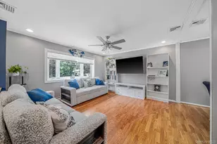 109 Midland Blvd, Ronkonkoma, NY 11779 - Photo 5