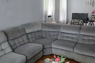 70-22 68th St, Glendale, NY 11385 - Photo 11
