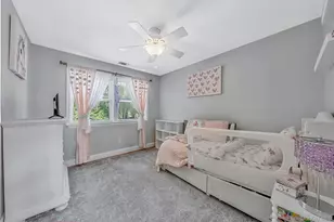 62 Ridgefield Dr, Shoreham, NY 11786 - Photo 27