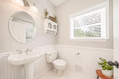 62 Ridgefield Dr, Shoreham, NY 11786 - Photo 23