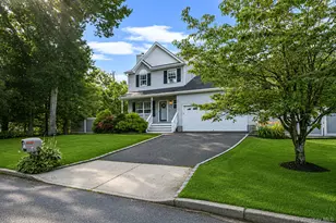 2 Ithaca Ave, Port Jefferson Station, NY 11776 - Photo 3