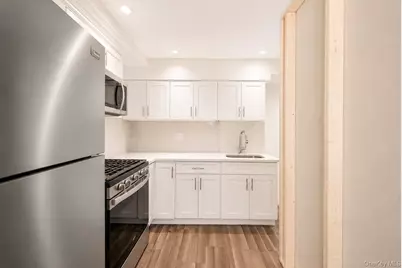 71 Barton Avenue, Patchogue, NY 11772 - Photo 31