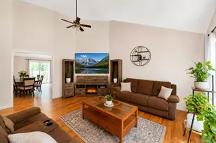 71 Barton Ave, Patchogue, NY 11772 - Photo 15