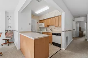 1002 Washington Green, New Windsor, NY 12553 - Photo 13