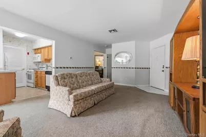 1002 Washington Green #AG2, New Windsor, NY 12553 - Photo 9