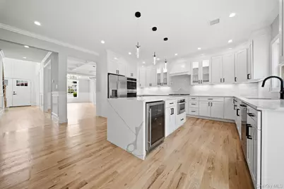 1586 Maeder Avenue, Merrick, NY 11566 - Photo 15