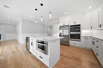 1586 Maeder Avenue, Merrick, NY 11566 - Photo 17