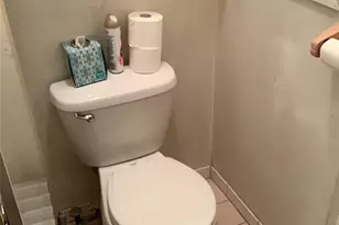 78-54 75th St, Glendale, NY 11385 - Photo 9
