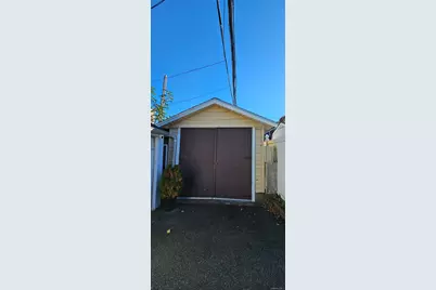 7854 75th Street, Glendale, NY 11385 - Photo 27