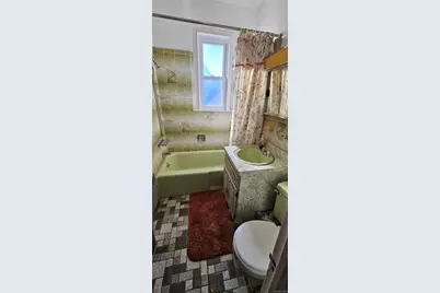 7854 75th Street, Glendale, NY 11385 - Photo 23