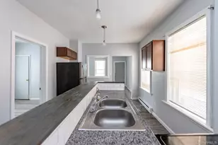 102 Henry St, Kingston, NY 12401 - Photo 9