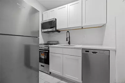 309 N Broadway Broadway #2G, Yonkers, NY 10701 - Photo 7