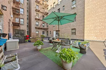 309 N Broadway Broadway #2G, Yonkers, NY 10701 - Photo 17