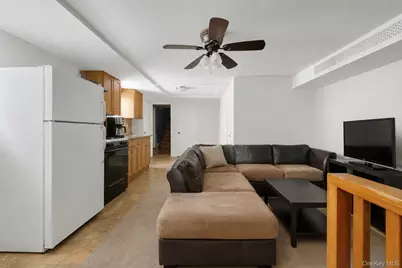 1736 Parkview Avenue, Bronx, NY 10461 - Photo 23