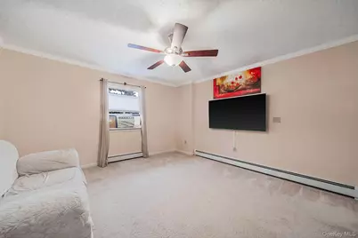 107 Cedar Oaks Avenue, Farmingville, NY 11738 - Photo 25