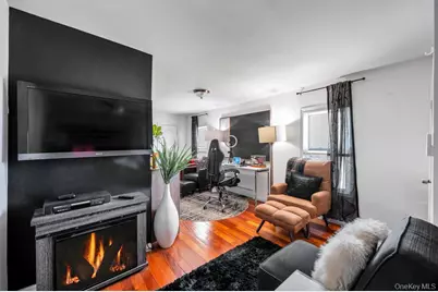573 Miller Avenue, Freeport, NY 11520 - Photo 15