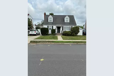 25 S Elm Street, Hicksville, NY 11801 - Photo 1
