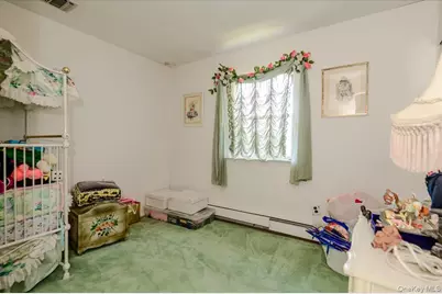 719 Hungry Harbor Road, Valley Stream, NY 11581 - Photo 23
