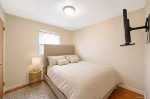 5 Tyler Ave, Hempstead, NY 11550 - Photo 17