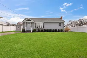 7 Whiting Rd, East Quogue, NY 11942 - Photo 23