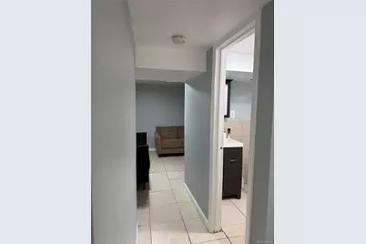 51 E Cedar Street, Central Islip, NY 11722 - Photo 5