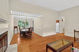 4 Jill Dr, West Nyack, NY 10994 - Photo 9