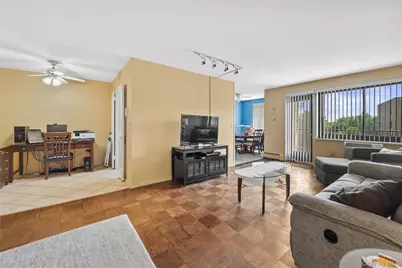 100 E Hartsdale Avenue #6LW, Hartsdale, NY 10530 - Photo 5