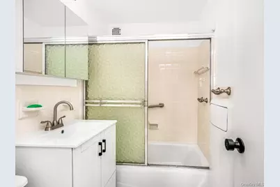 290 W 232nd Street #21C, Bronx, NY 10463 - Photo 13