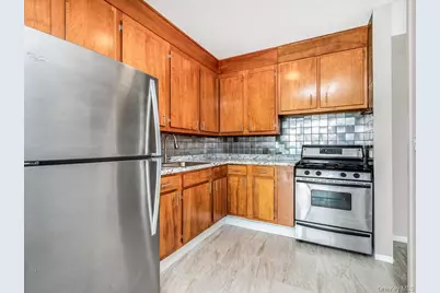 290 W 232nd Street #21C, Bronx, NY 10463 - Photo 7