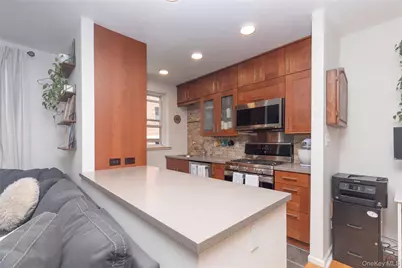 12 Westchester Avenue #2J, White Plains, NY 10601 - Photo 3