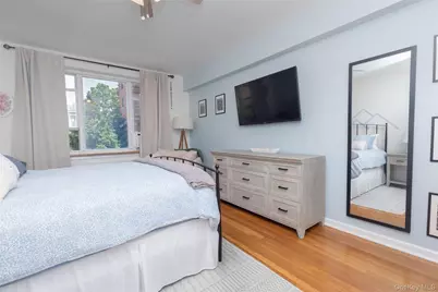 12 Westchester Avenue #2J, White Plains, NY 10601 - Photo 7