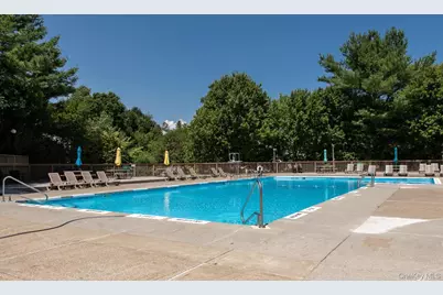 6 Burnham Court, Fishkill, NY 12524 - Photo 33
