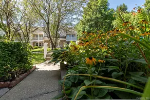 6 Burnham Ct, Fishkill, NY 12524 - Photo 5