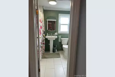 54 Catherine Street, Valley Stream, NY 11581 - Photo 29