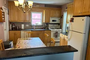 54 Catherine St, Valley Stream, NY 11581 - Photo 9