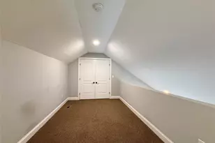 318 Cross St, Westbury, NY 11590 - Photo 15