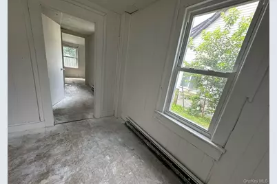 90 E 3rd Street, Huntington Station, NY 11746 - Photo 5
