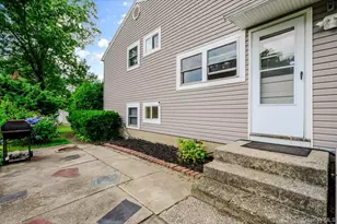 3 Ronald Ln, Sayville, NY 11782 - Photo 17