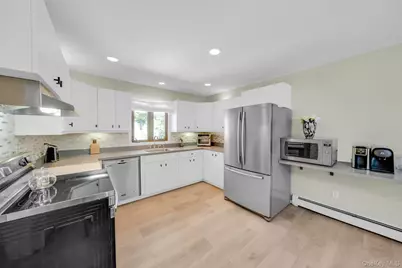 1011 Old Town Road, Coram, NY 11727 - Photo 11