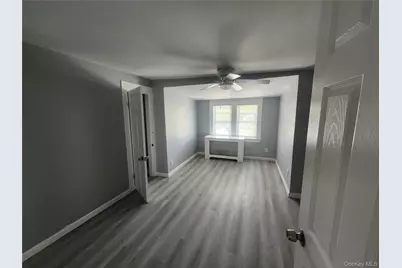 8203 Myrtle Avenue #3U, Glendale, NY 11385 - Photo 3