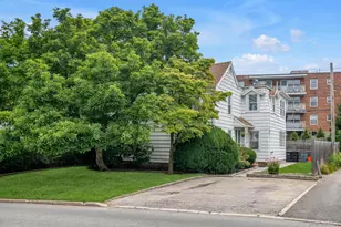33 Central Dr, Port Washington, NY 11050 - Photo 15