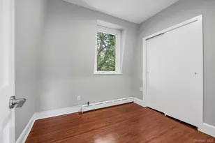 33 Central Dr, Port Washington, NY 11050 - Photo 9